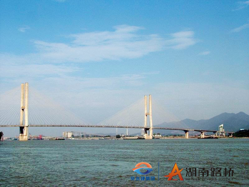 銅陵長江公路大橋2LOGO.jpg